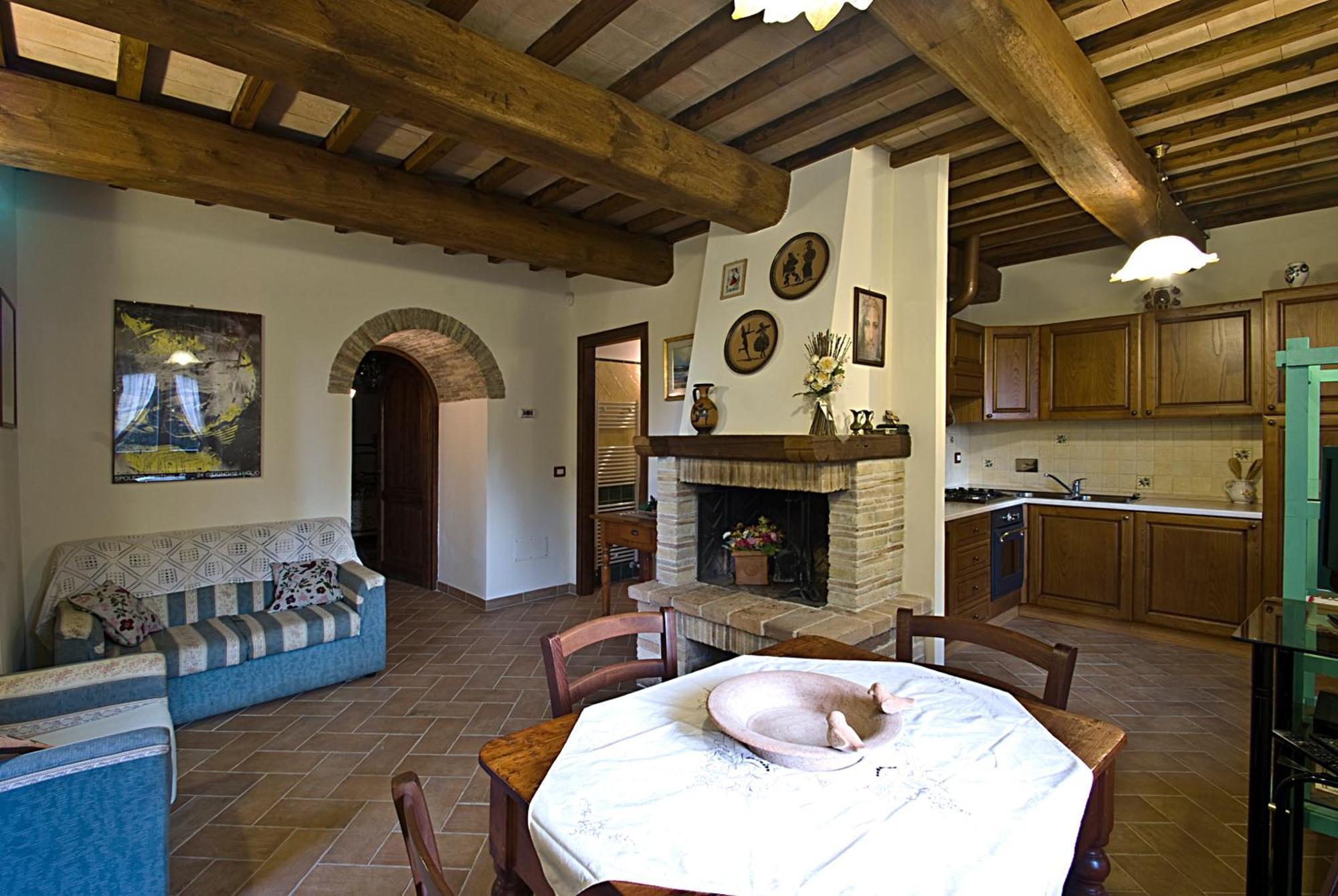 Casale Del Monsignore Сполето Стая снимка