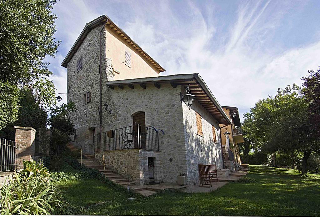 Casale Del Monsignore Сполето Екстериор снимка