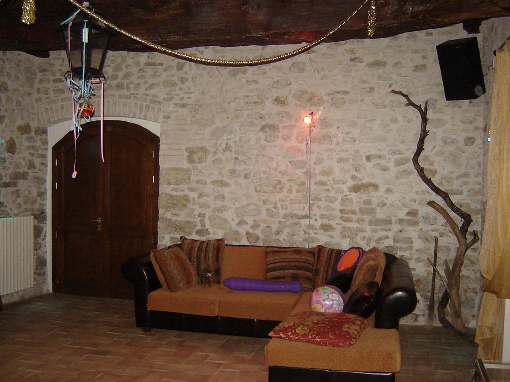 Casale Del Monsignore Сполето Екстериор снимка