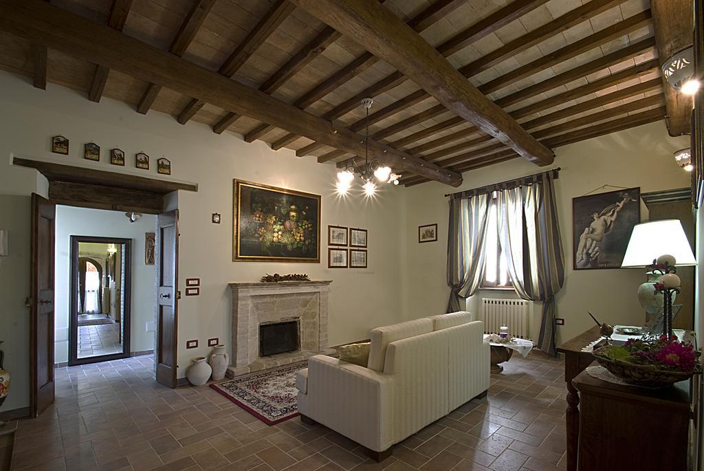 Casale Del Monsignore Сполето Екстериор снимка